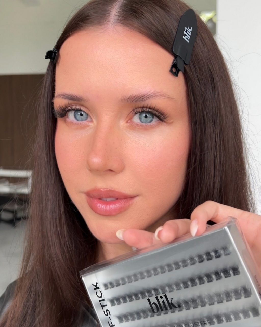 Self-stick kit (1d)